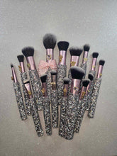 Load image into Gallery viewer, ONLYsaints Makeup Brush Set - Black
